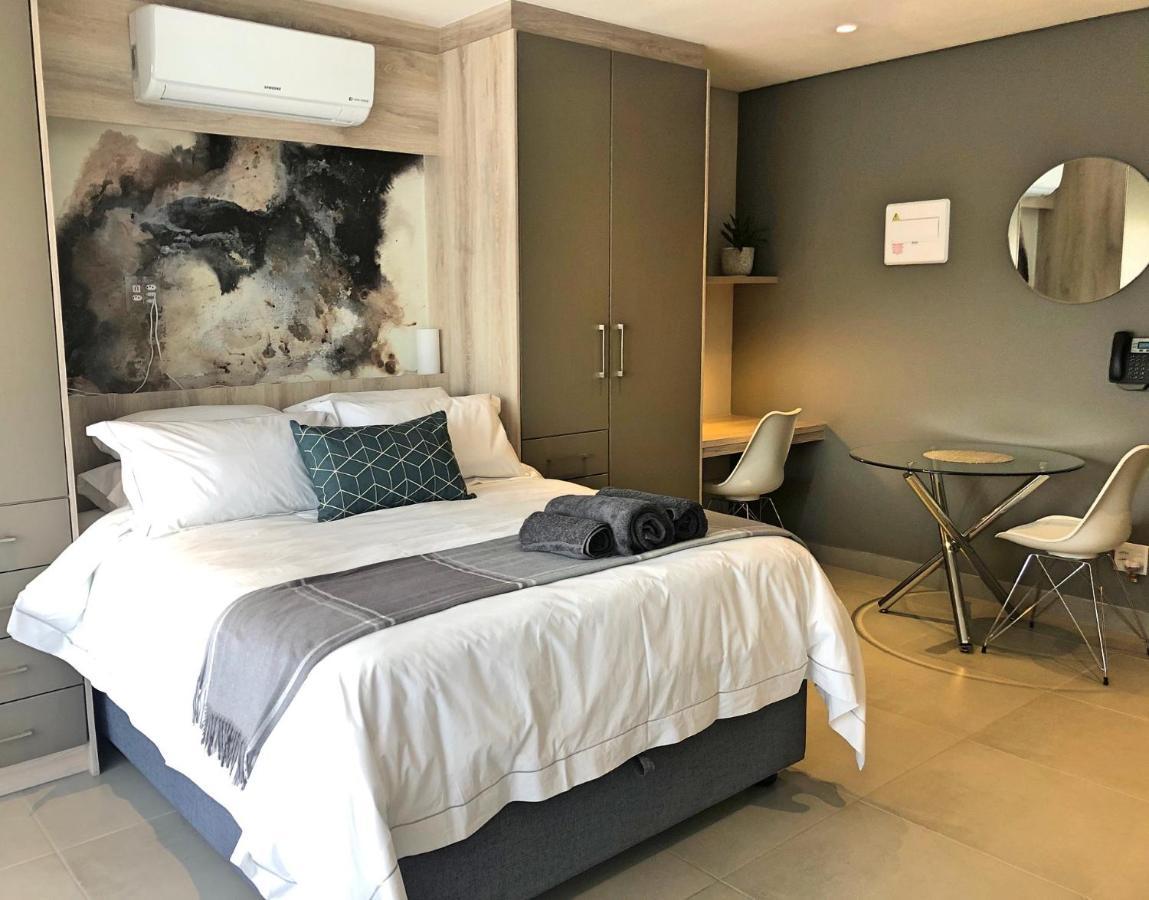 Unique Stay, The Den Apartments Stellenbosch Bagian luar foto